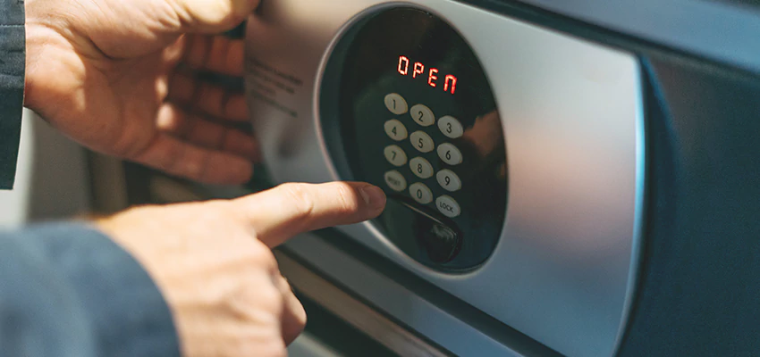 Cash Safe Openers in Golden Hills, California
