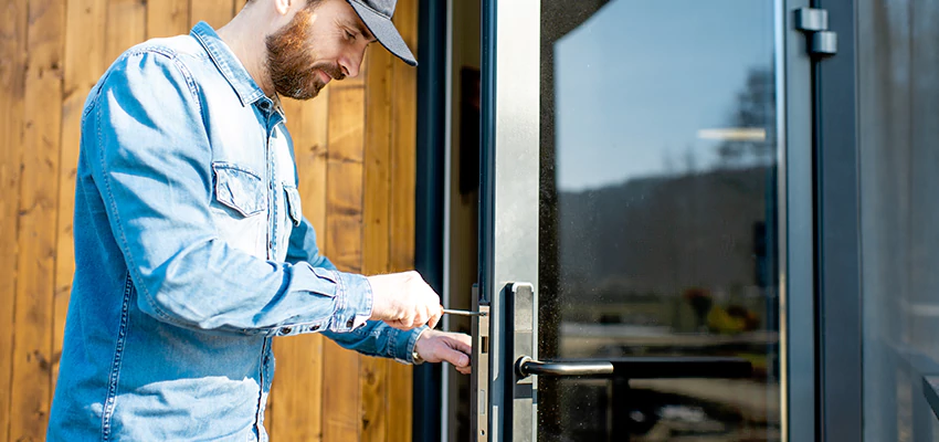 Frameless Glass Storefront Door Locks Replacement in Golden Hills, CA