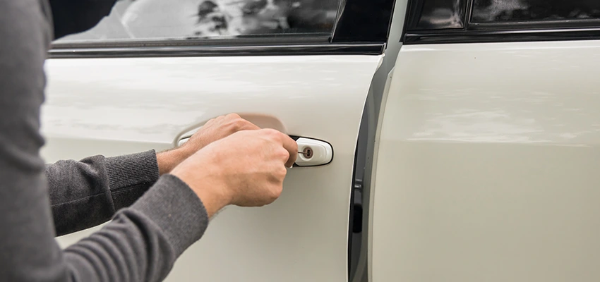 Unlock Car Door Service in Golden Hills, CA