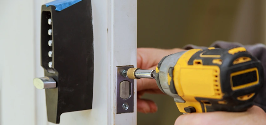 Eviction Locksmith For Key Duplication in Golden Hills, California